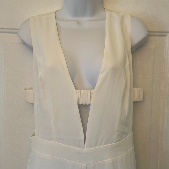 NWT Sugar Lips White Good Vibes V-neck Wide Leg Jumpsuit SZ  L - Picture 4 of 10